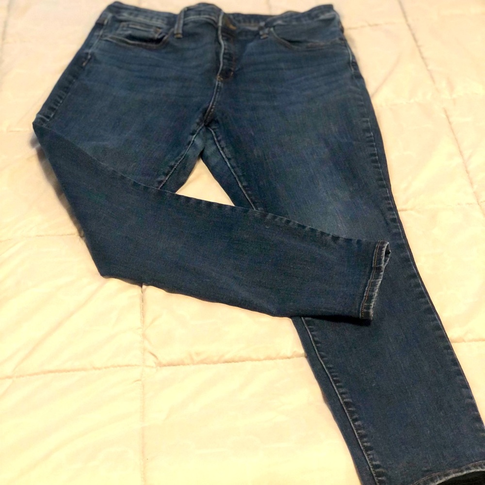 Universal Thread Boot Cut Dark Denim Jeans